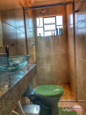 Casa à venda com 3 quartos, 131m² - Foto 4