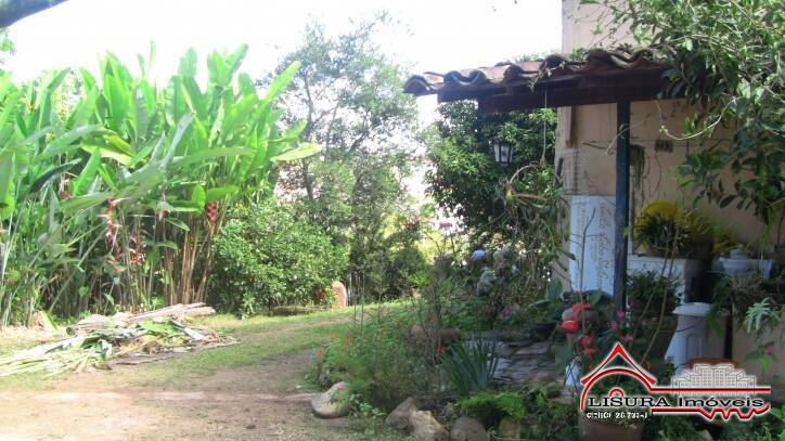 Casa à venda com 3 quartos, 1127m² - Foto 7