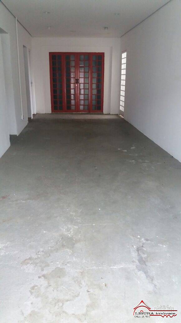 Casa à venda com 2 quartos, 560m² - Foto 2
