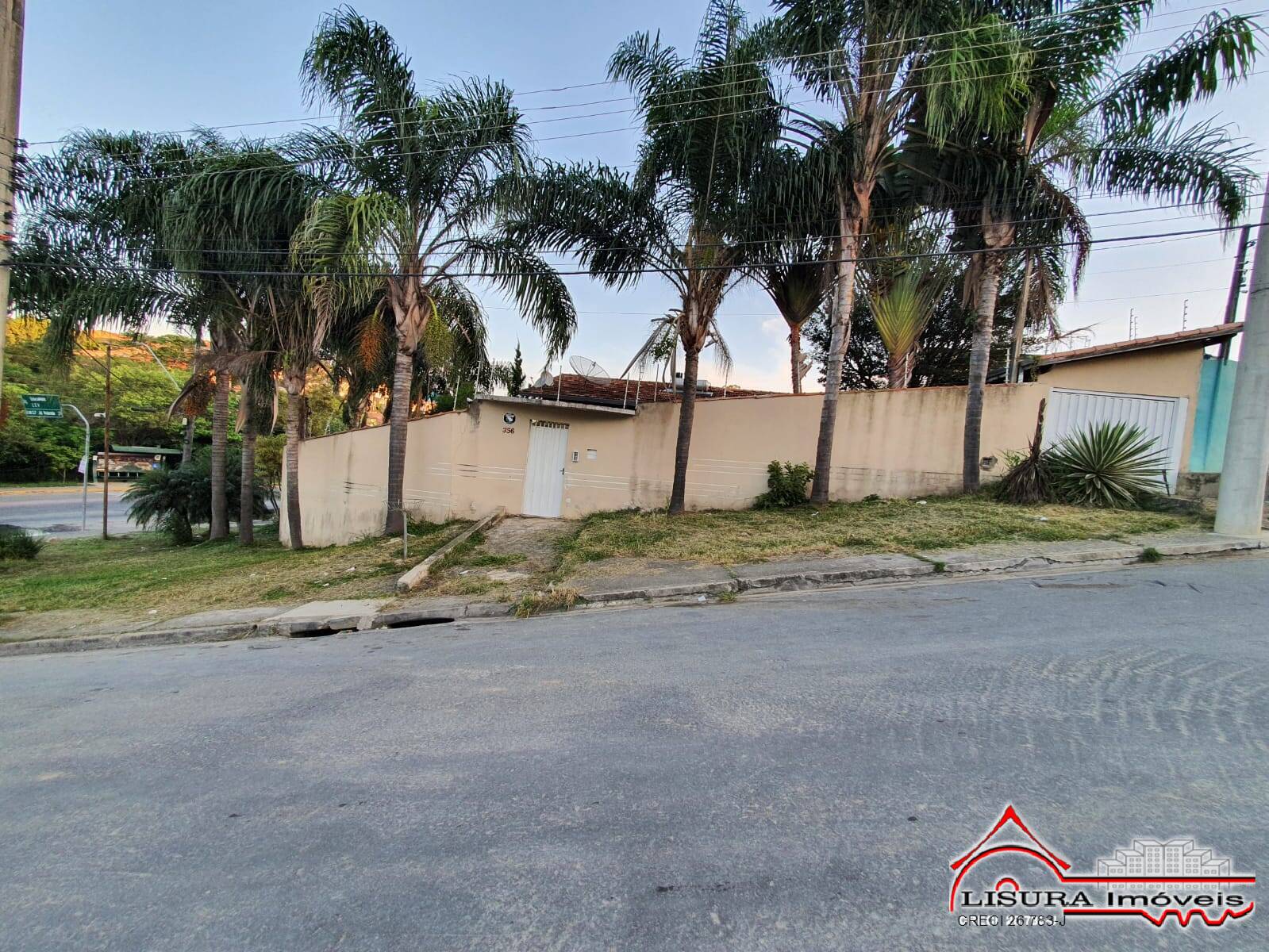 CASA NO JD PARAISO JACAREÍ SP 426,36 M² TERRENO 2 LOTES