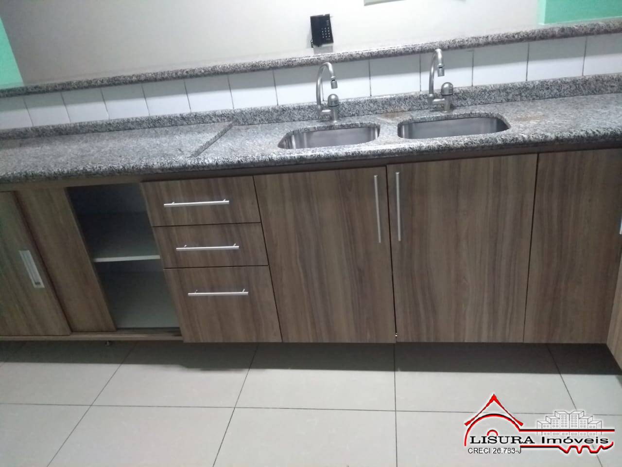 Apartamento à venda com 3 quartos, 154m² - Foto 8