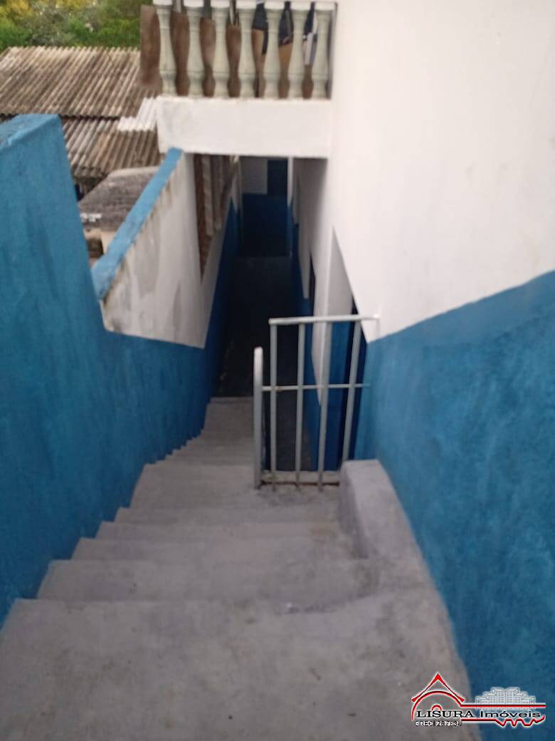 Casa para alugar com 3 quartos, 10m² - Foto 8