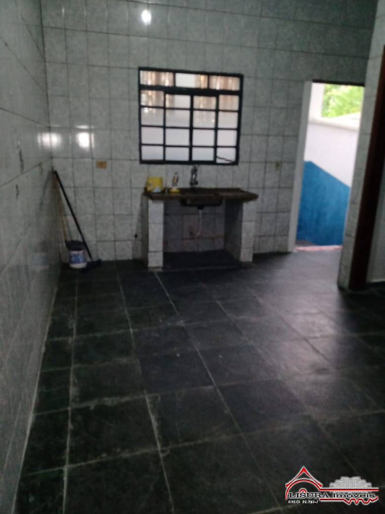 Casa para alugar com 3 quartos, 10m² - Foto 7