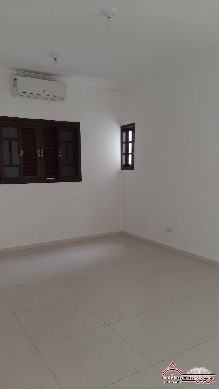Casa para alugar com 3 quartos, 130m² - Foto 20