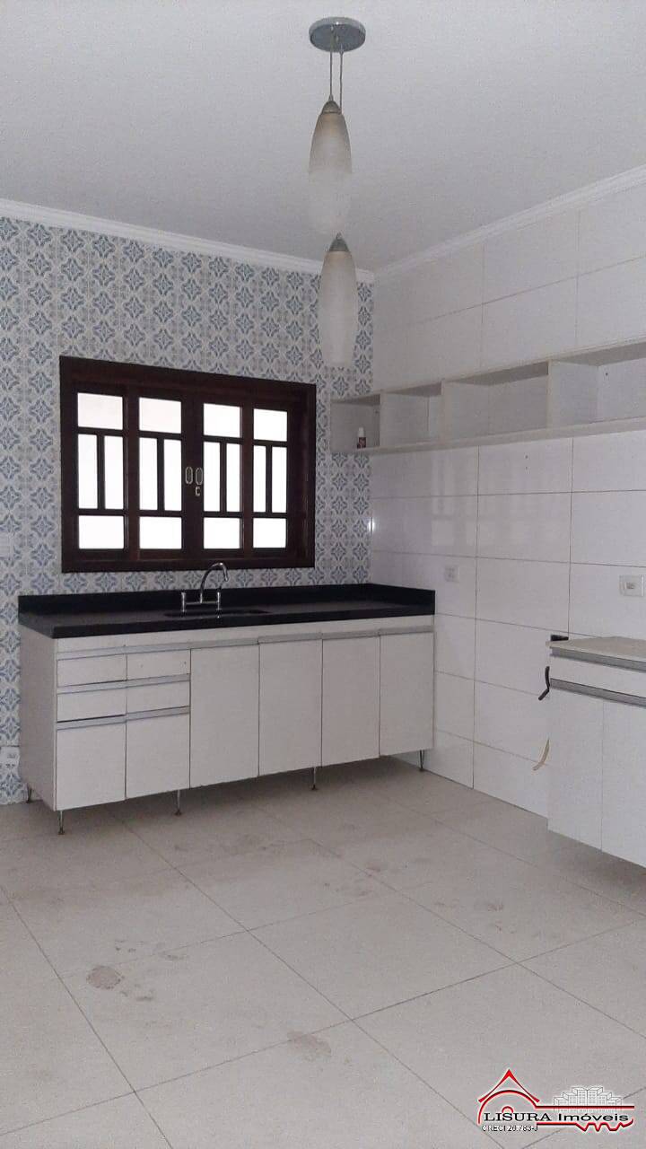 Casa para alugar com 3 quartos, 130m² - Foto 6