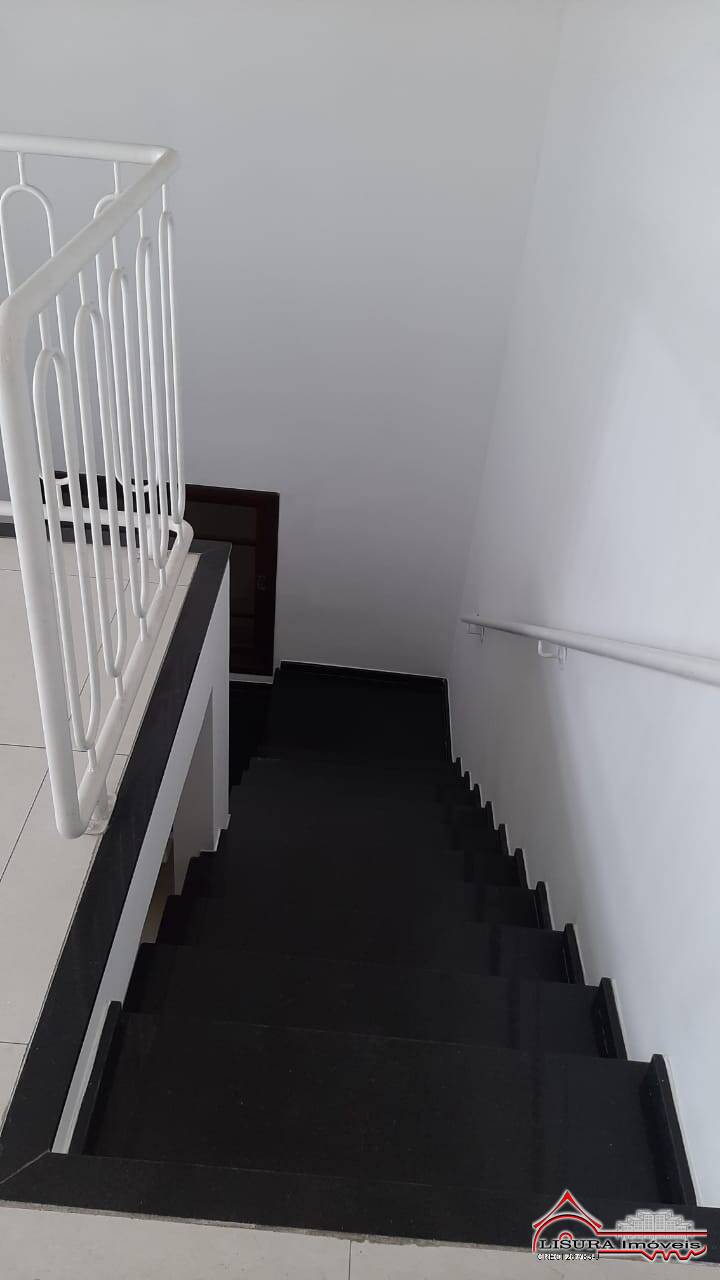 Casa para alugar com 3 quartos, 130m² - Foto 29