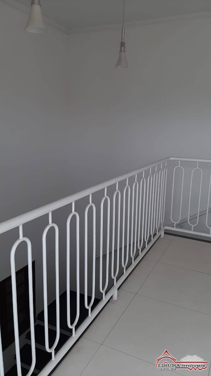 Casa para alugar com 3 quartos, 130m² - Foto 14