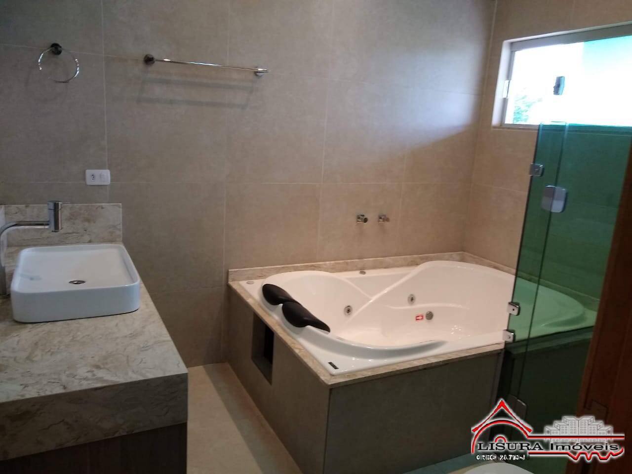 Casa de Condomínio à venda com 3 quartos, 305m² - Foto 34