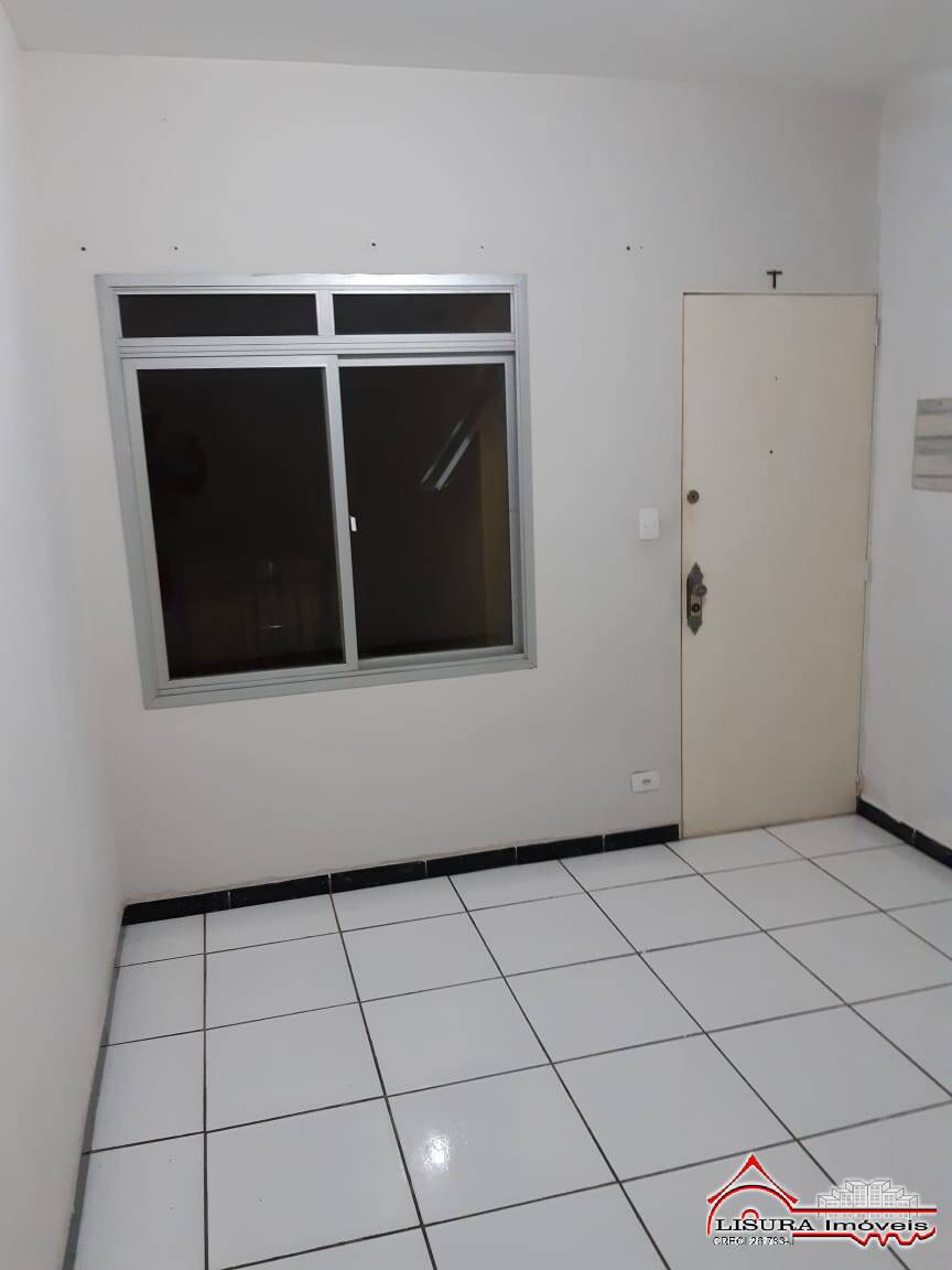 Apartamento no Pq Santo Antonio - San Paul - JACAREÍ SP