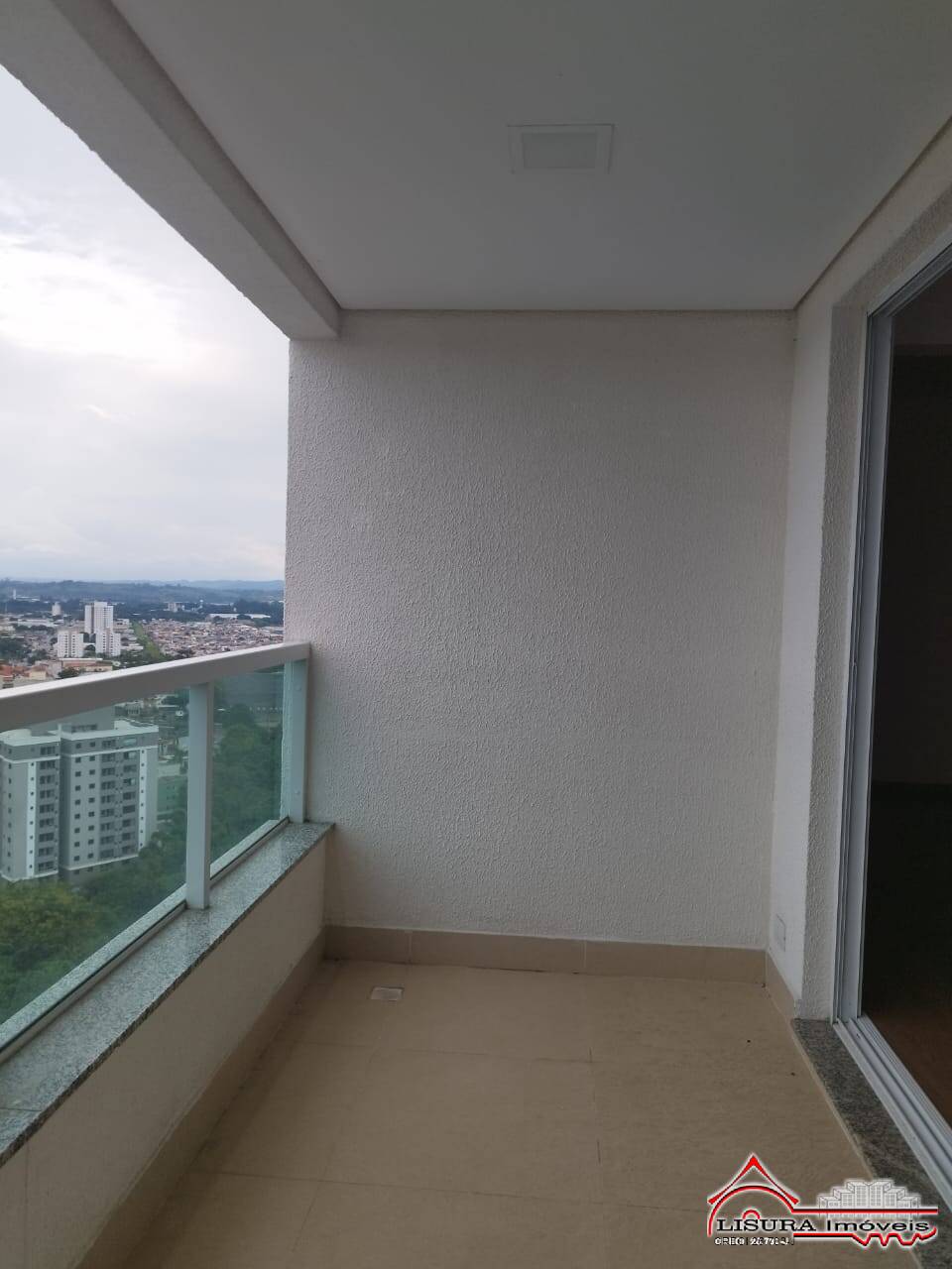 Apartamento para alugar com 3 quartos, 83m² - Foto 16