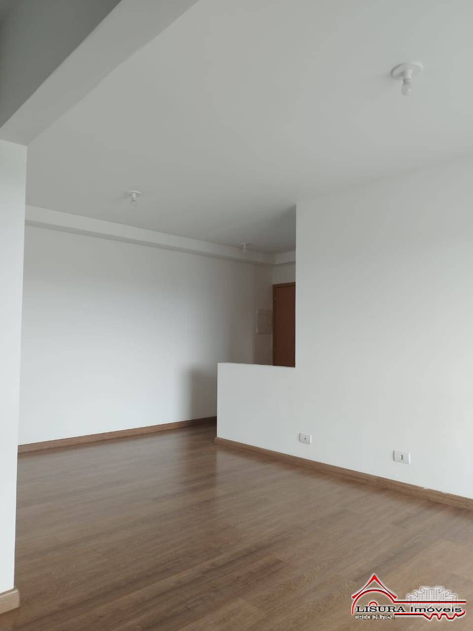 Apartamento para alugar com 3 quartos, 83m² - Foto 4