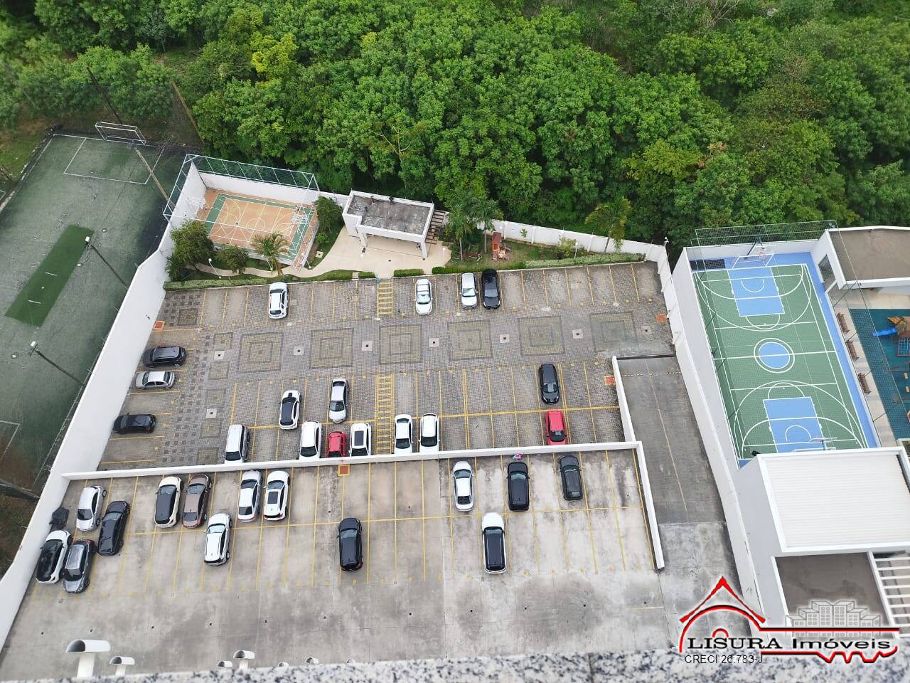 Apartamento para alugar com 3 quartos, 83m² - Foto 17