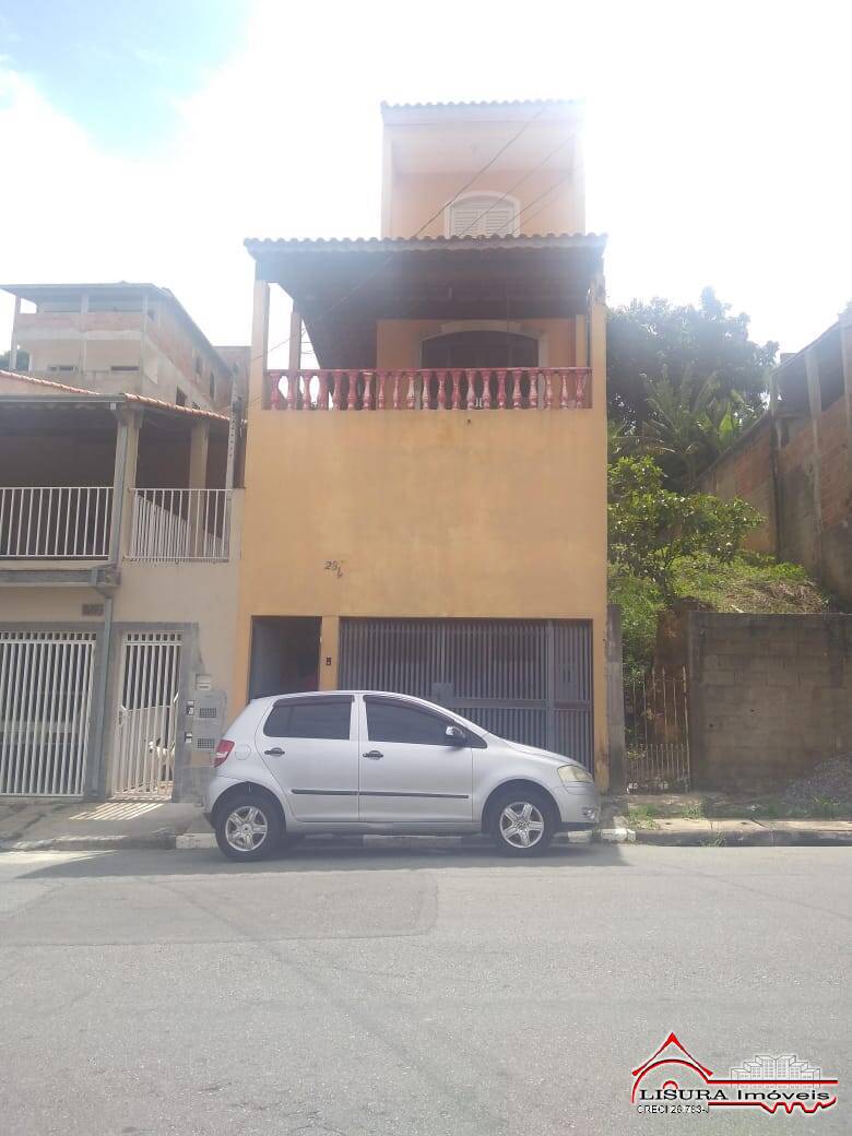 Casa à venda com 3 quartos, 250m² - Foto 1
