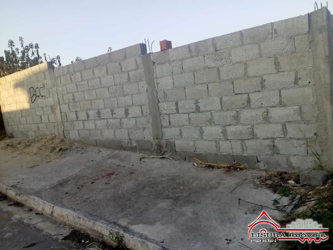 (A) TERRENO QUITADO NO JD LEBLON JACAREÍ SP 225 M²