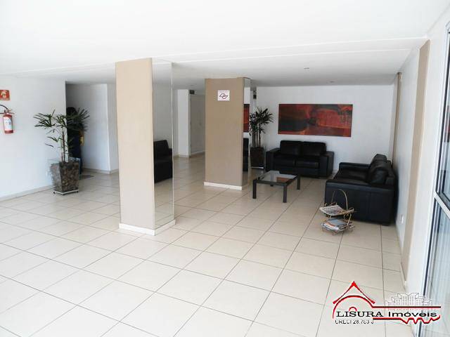 Apartamento à venda com 3 quartos, 87m² - Foto 4