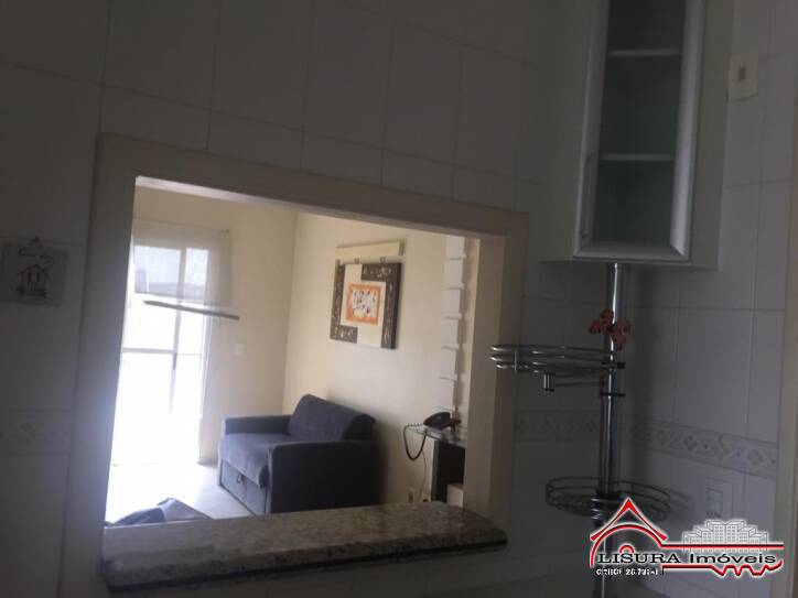 Apartamento para alugar com 2 quartos, 68m² - Foto 14