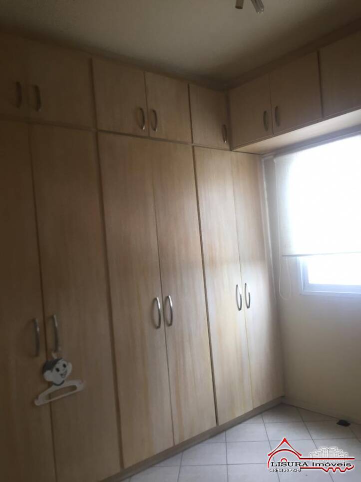 Apartamento para alugar com 2 quartos, 68m² - Foto 9