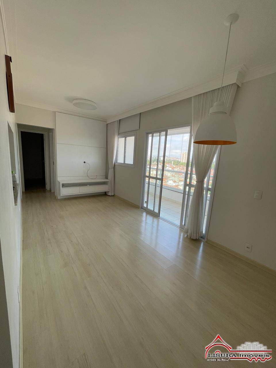 (CM) APARTAMENTO ED TITANIUM CENTRO DE JACAREI -SP PARA locação