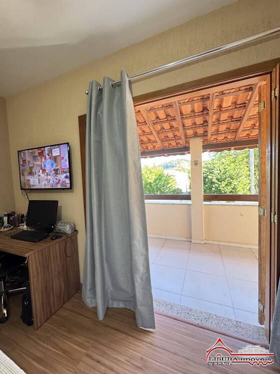 Chácara à venda com 3 quartos, 400m² - Foto 3