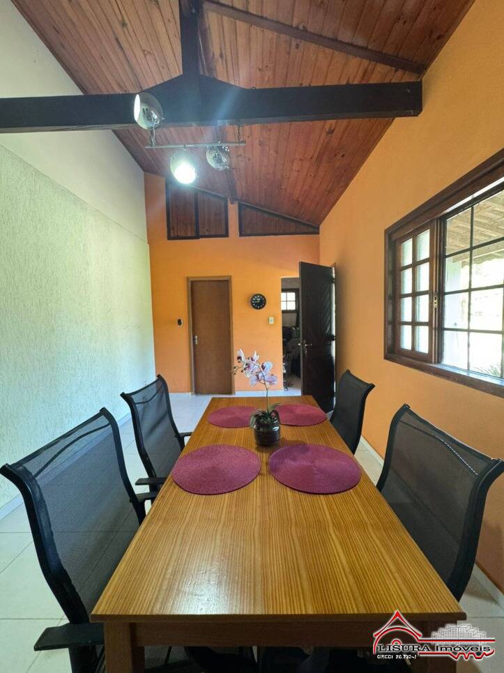 Chácara à venda com 3 quartos, 400m² - Foto 2