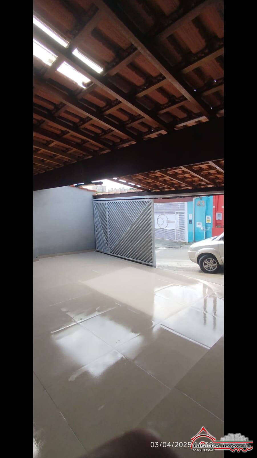 CASA PARA LOCAÇÃO NO VILA ROMANA JACAREÍ SP REFORMADA