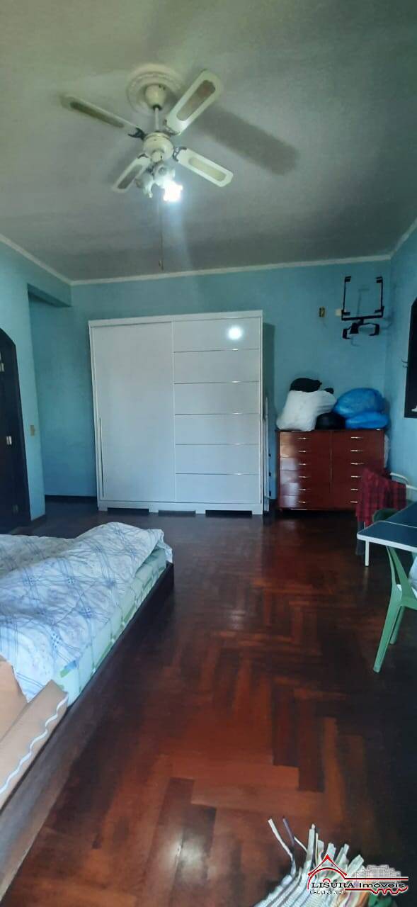 Casa à venda com 3 quartos, 284m² - Foto 8