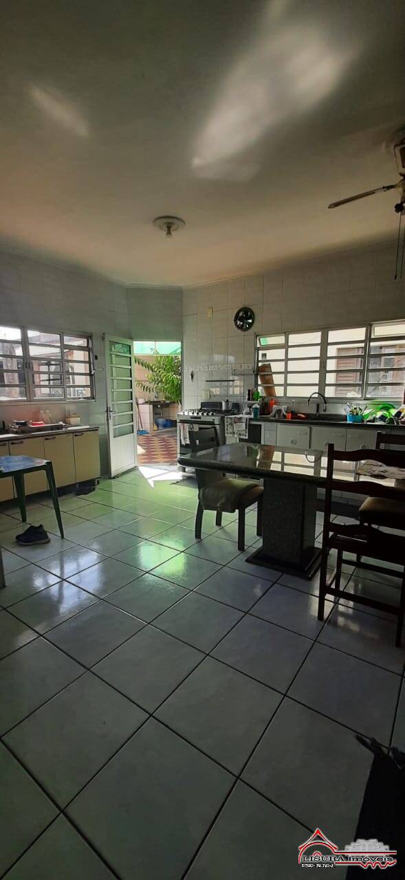 Casa à venda com 3 quartos, 284m² - Foto 6