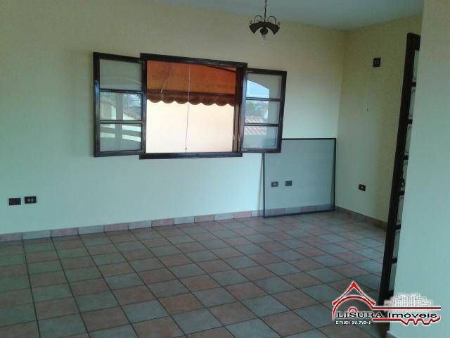 Casa à venda com 3 quartos, 242m² - Foto 7