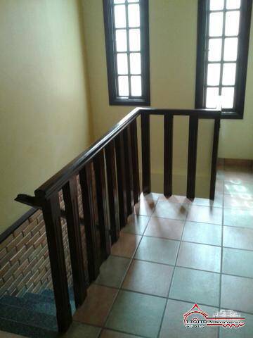 Casa à venda com 3 quartos, 242m² - Foto 6