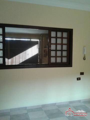 Casa à venda com 3 quartos, 242m² - Foto 8